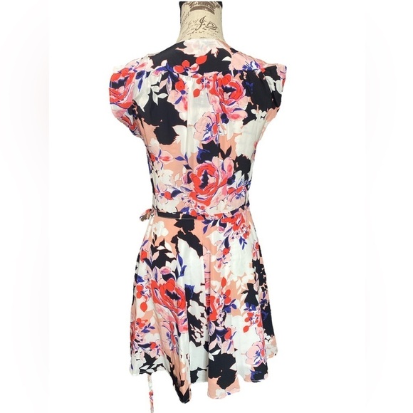 Yumi Kim Floral Warp Dress - Picture 5 of 11